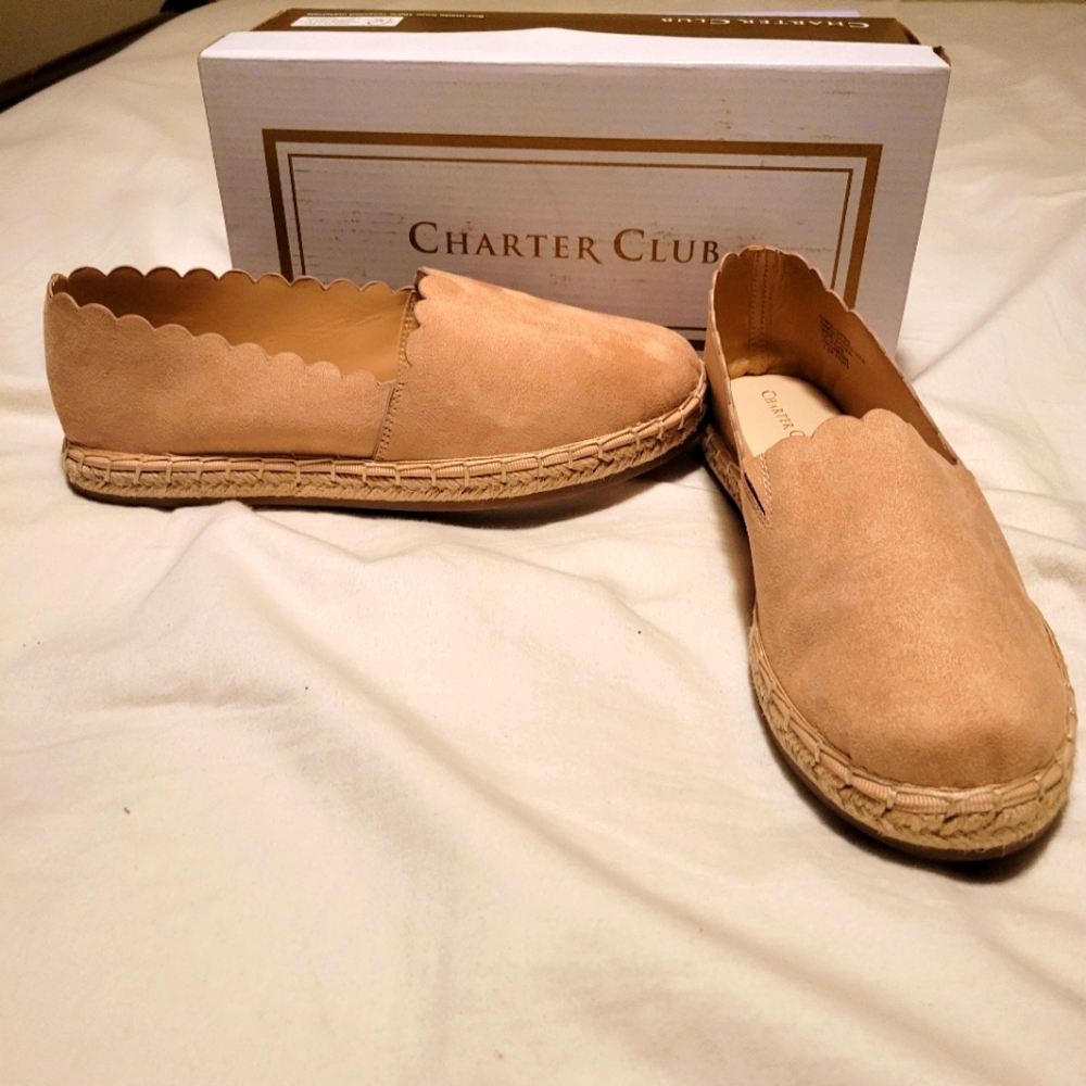 Women's shoes